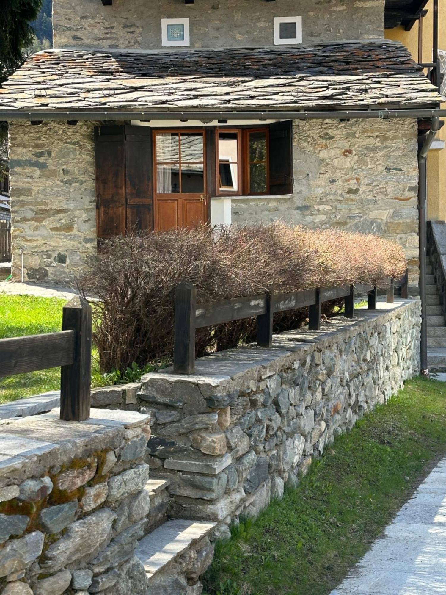 Villa Costa Da Lori กอนเญ ภายนอก รูปภาพ